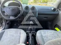 2004 Ford FIESTA
