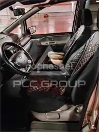 2004 Ford GALAXY