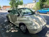 2004 Volkswagen BEETLE