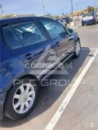 2004 Volkswagen GOLF