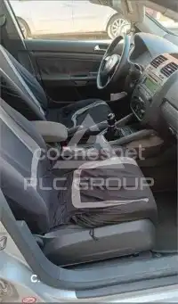 2004 Volkswagen GOLF