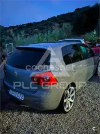 2004 Volkswagen GOLF
