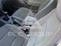 2004 Volkswagen GOLF