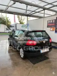 2004 Volkswagen GOLF