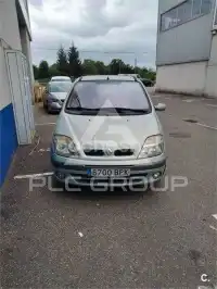2004 Renault Scenic