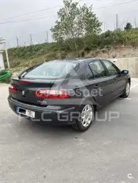 2004 Renault Laguna