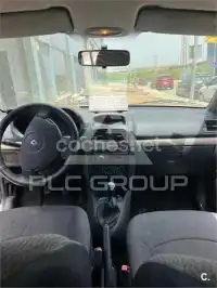 2004 Renault Clio