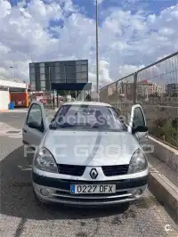 2004 Renault Clio