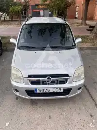 2004 Opel AGILA