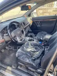 2004 Opel Vectra