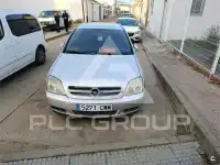 2004 Opel Vectra