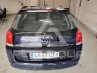 2004 Opel Signum
