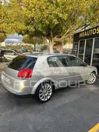 2004 Opel Signum