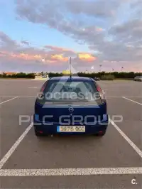 2004 Opel Corsa