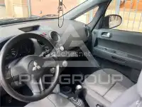 2005 Mitsubishi Colt