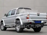 2005 Mitsubishi L200