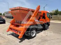 2005 Mitsubishi Canter