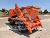 2005 Mitsubishi Canter