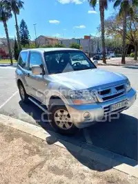 2005 Mitsubishi MONTERO