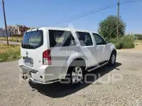 2005 Nissan PATHFINDER