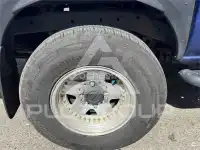 2005 Nissan Navara