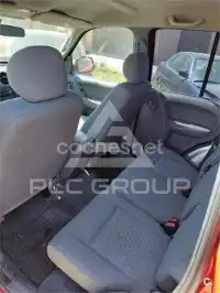2005 Jeep CHEROKEE