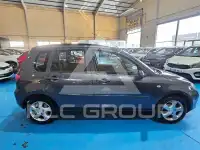 2005 Mazda 2