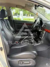 2005 Toyota Avensis