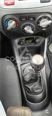 2005 KIA Rio