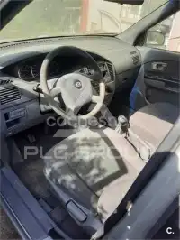 2005 KIA Carens