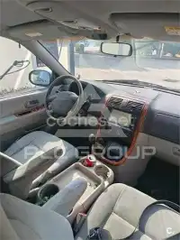 2005 KIA Carnival