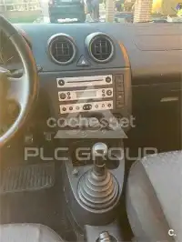 2005 Ford FIESTA