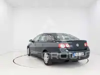 2005 Volkswagen Passat