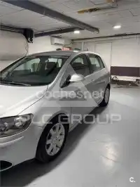 2005 Volkswagen GOLF