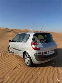 2005 Renault Scenic
