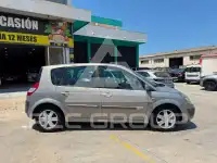 2005 Renault Scenic