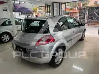 2005 Renault Megane
