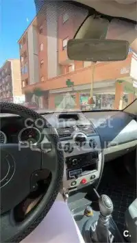 2005 Renault Megane