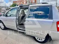 2006 KIA Carnival