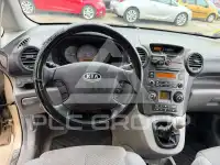 2007 KIA Carens