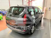 2008 Peugeot 807