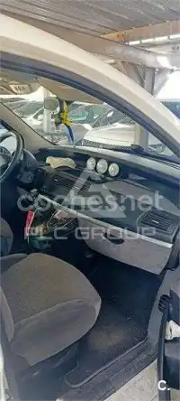 2008 Peugeot 807