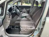 2008 KIA Carens
