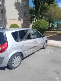 2008 Renault Scenic