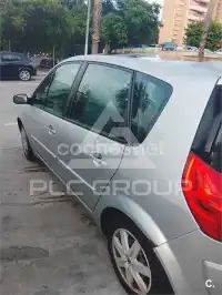 2008 Renault Scenic