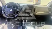 2009 Mitsubishi MONTERO