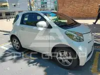 2009 Toyota IQ