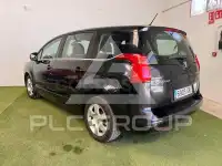 2009 Peugeot 5008