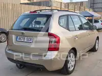 2009 KIA Carens