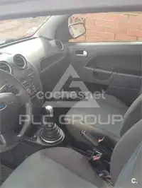 2009 Ford FIESTA